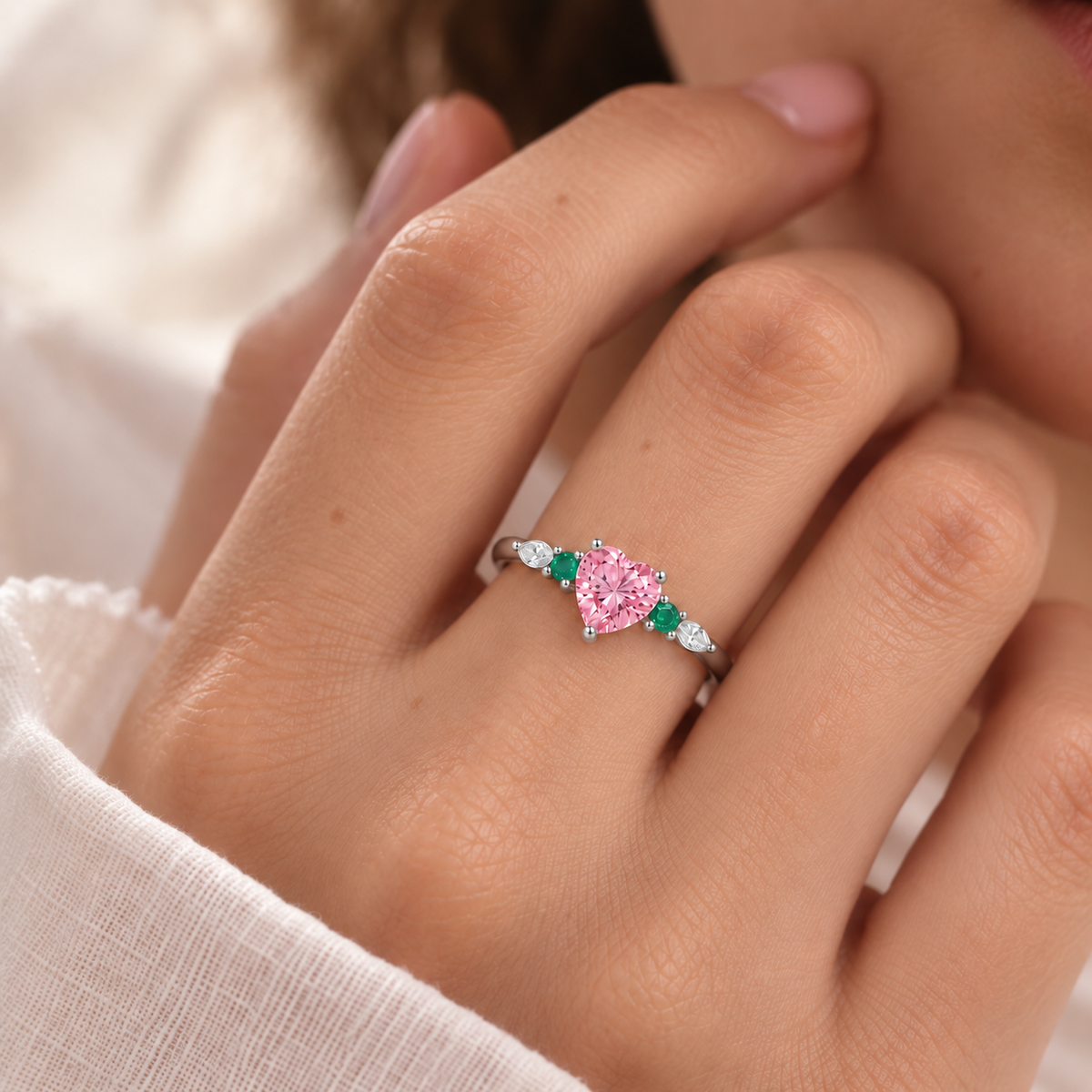 Anillo Alma en plata 925 puesto en mano - Louty Joyería