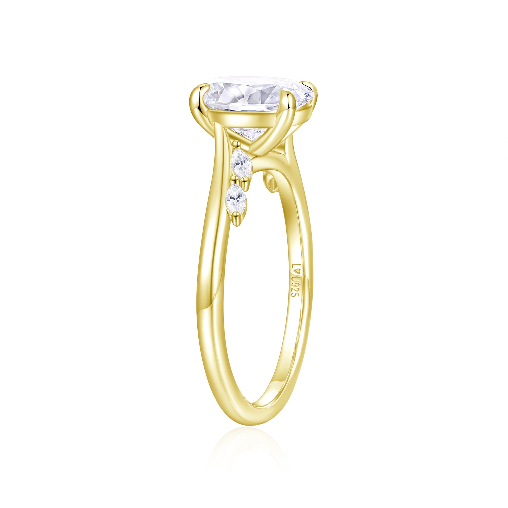 Anillo Oval Royal Oro Amarillo en plata 925 - Louty Joyería